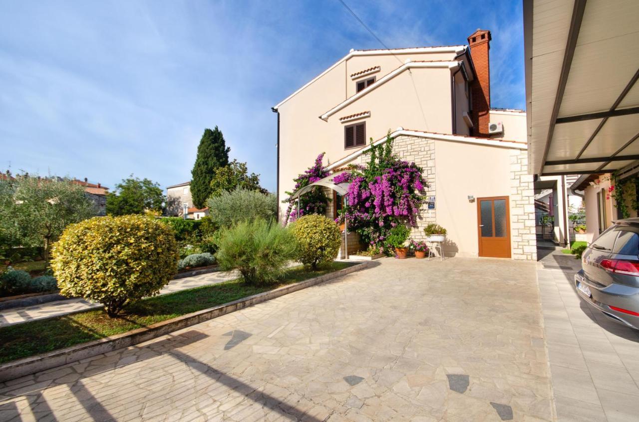 Apartments Bungavilia Rovinj Exterior foto